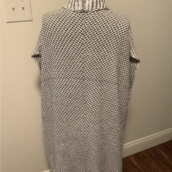 Chico’s women’s 3 gray silver threads shawl collar open front cardigan sweater - Picture 4 of 6